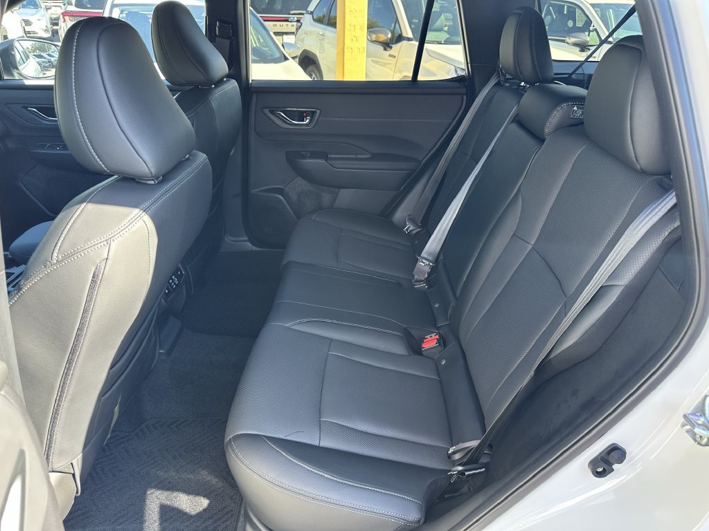 New 2026 Subaru Outback Limited AWD/4WD image 18
