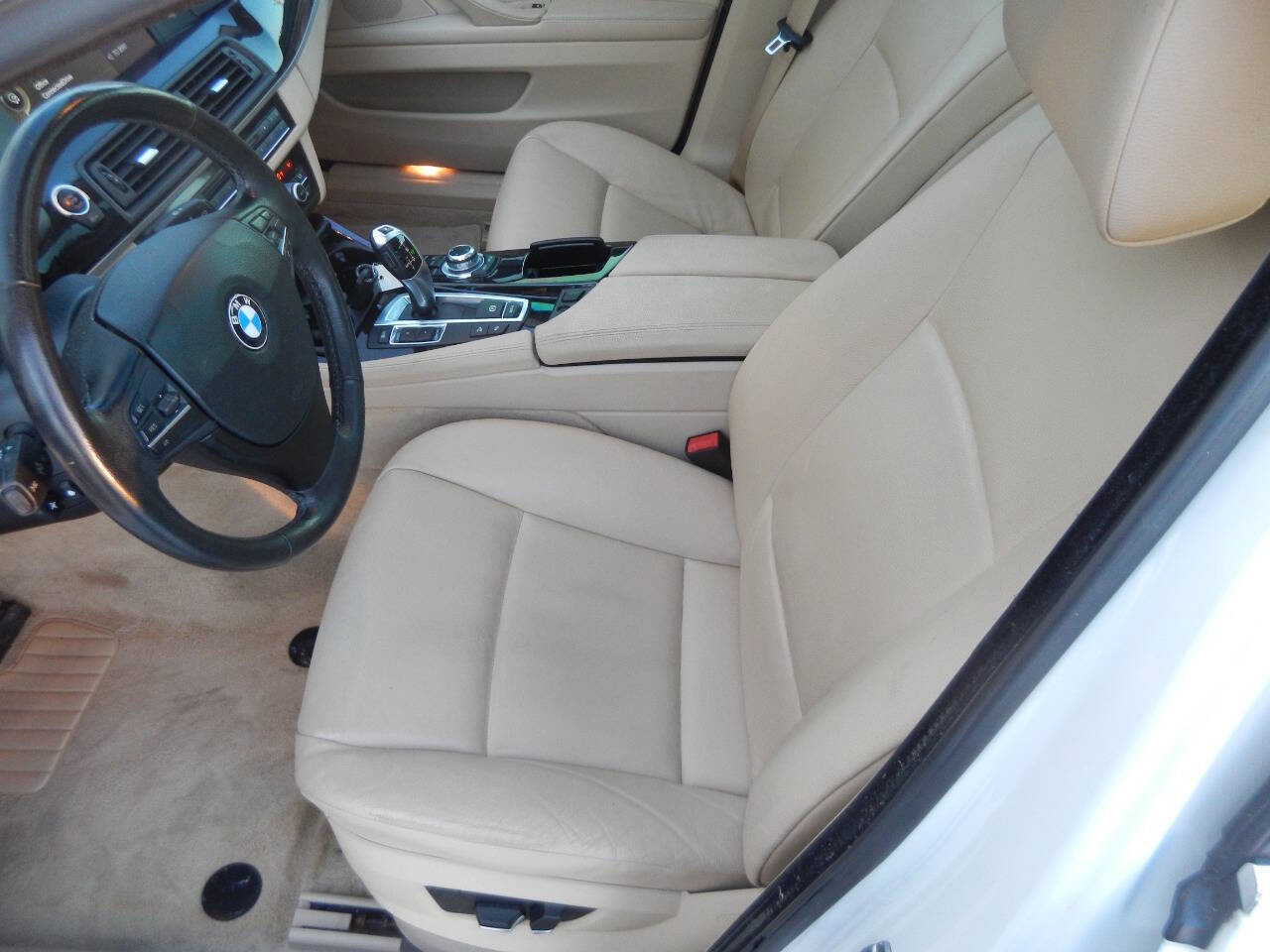 Used 2012 BMW 535i xDrive Sedan image 28