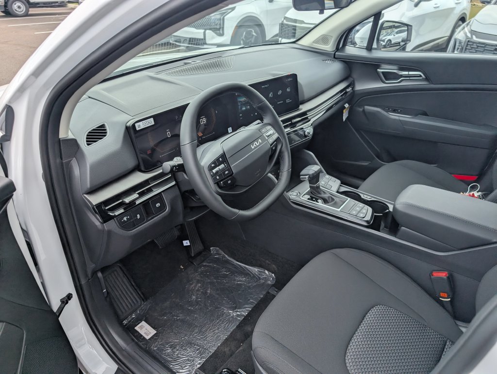 New 2026 Kia Sportage LX AWD/4WD image 12