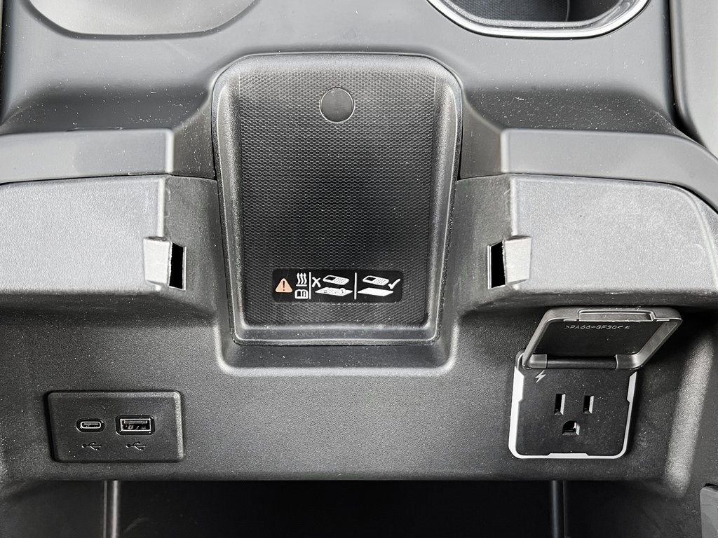 Used 2024 GMC Sierra 2500 Denali Ultimate image 30