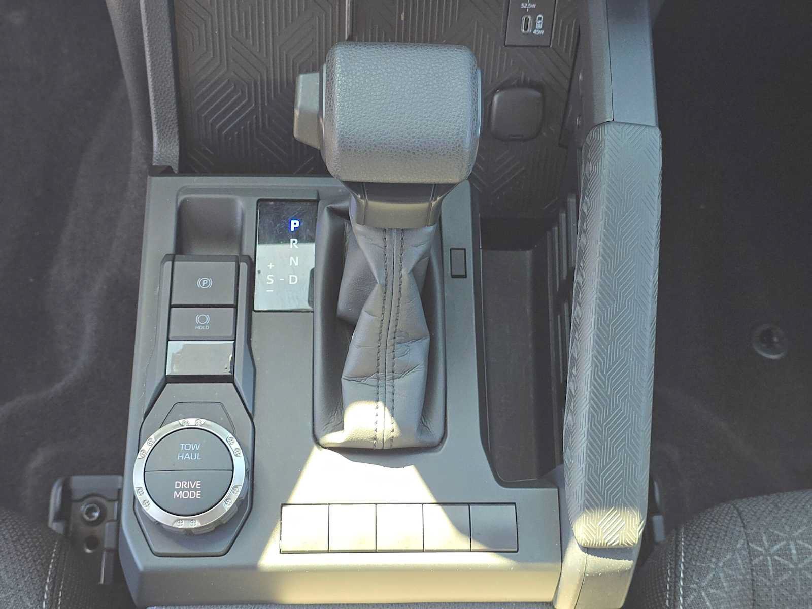 Certified 2026 Toyota 4Runner SR5 RWD image 32