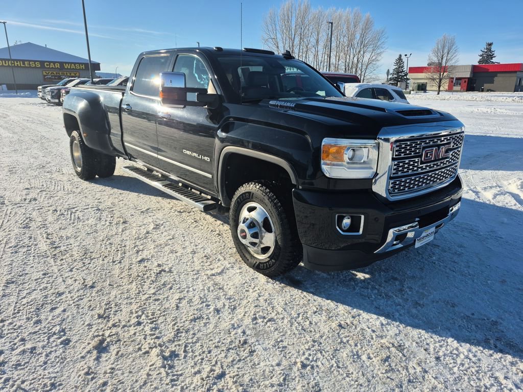 Used 2018 GMC Sierra 3500 Denali w/ Duramax Plus Package image 7