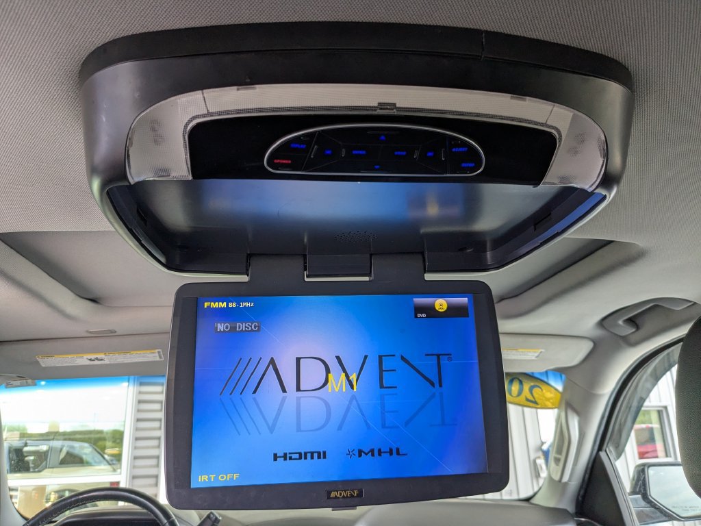 Used 2019 Chevrolet Tahoe LT w/ Luxury Package AWD/4WD image 5