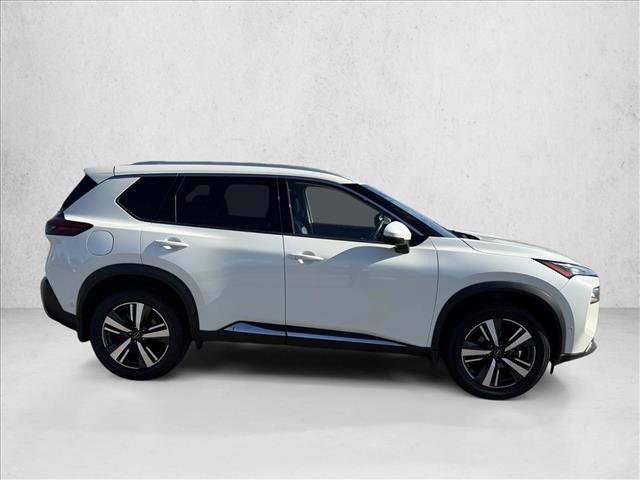 Used 2023 Nissan Rogue SL w/ SL Premium Package FWD image 4