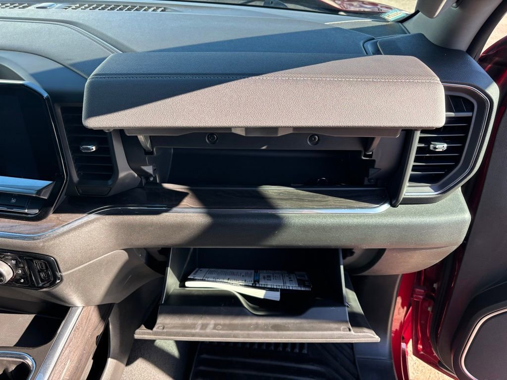 Used 2023 Chevrolet Silverado 1500 LTZ w/ Technology Package image 38