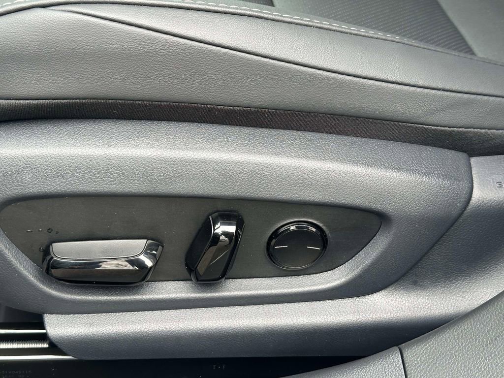 New 2025 Lexus ES 350 w/ Premium Package image 15