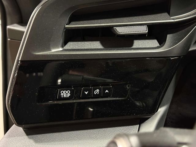 Used 2023 Lexus RZ 450e Premium image 21