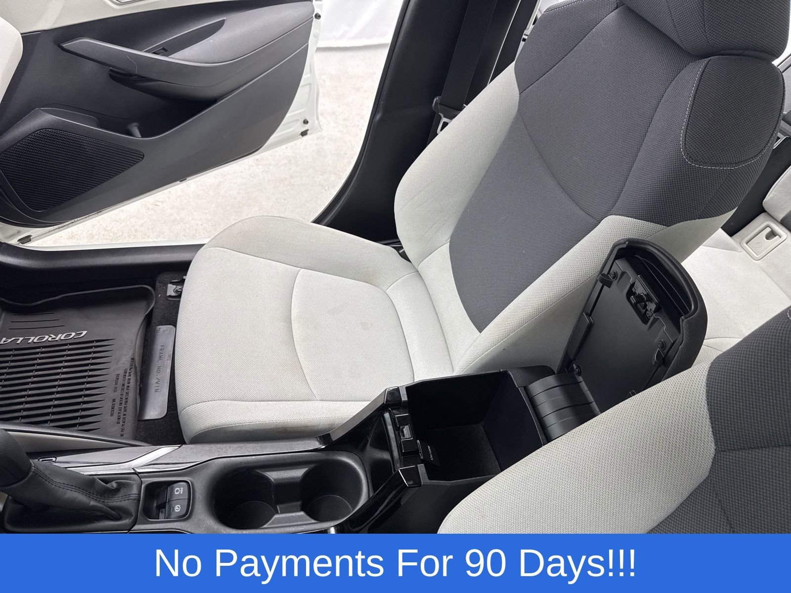 Used 2020 Toyota Corolla L image 21