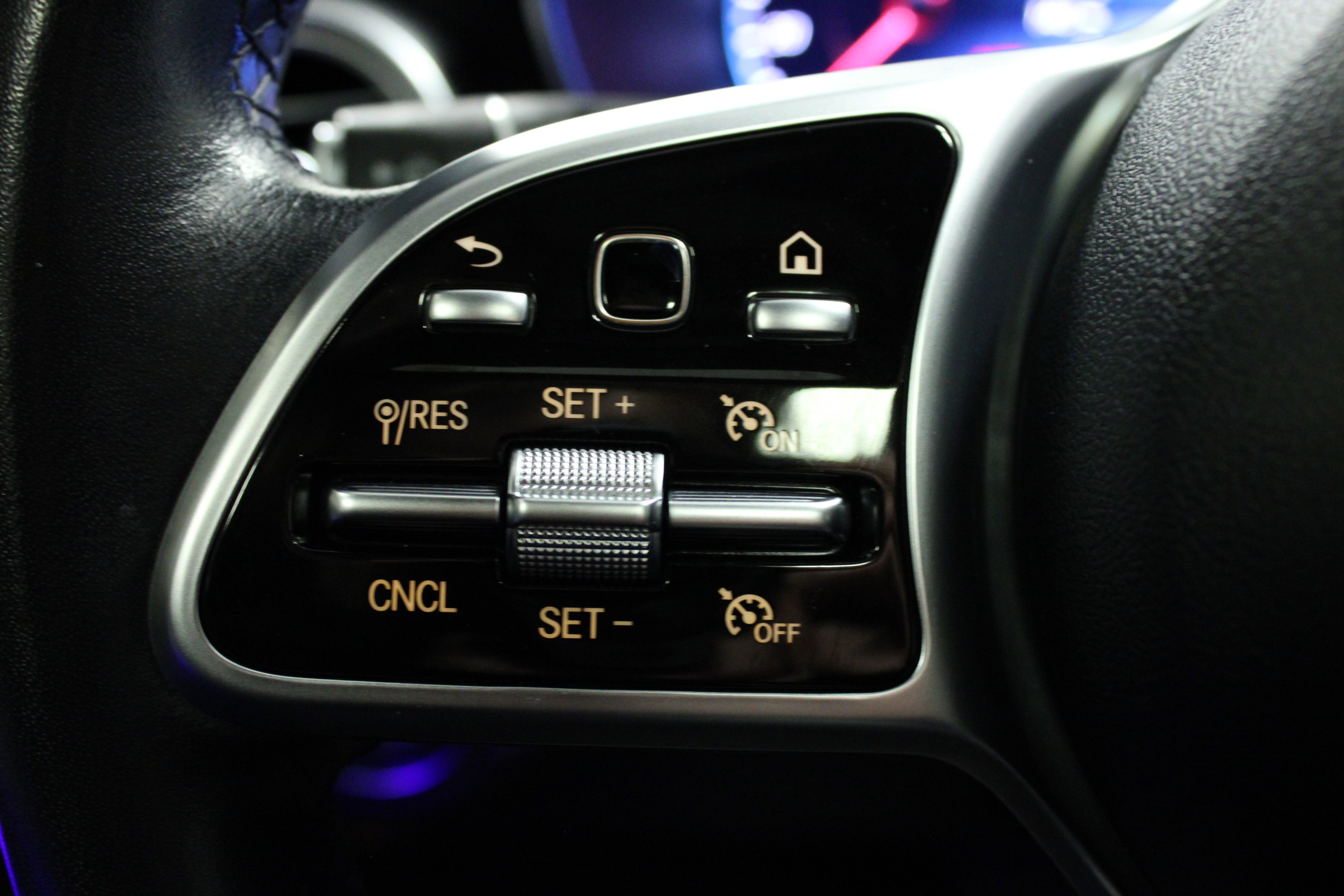 Used 2021 Mercedes-Benz C 300 Sedan w/ Premium Package image 19