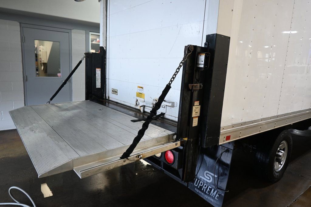 Used 2017 Chevrolet Express 3500 image 14