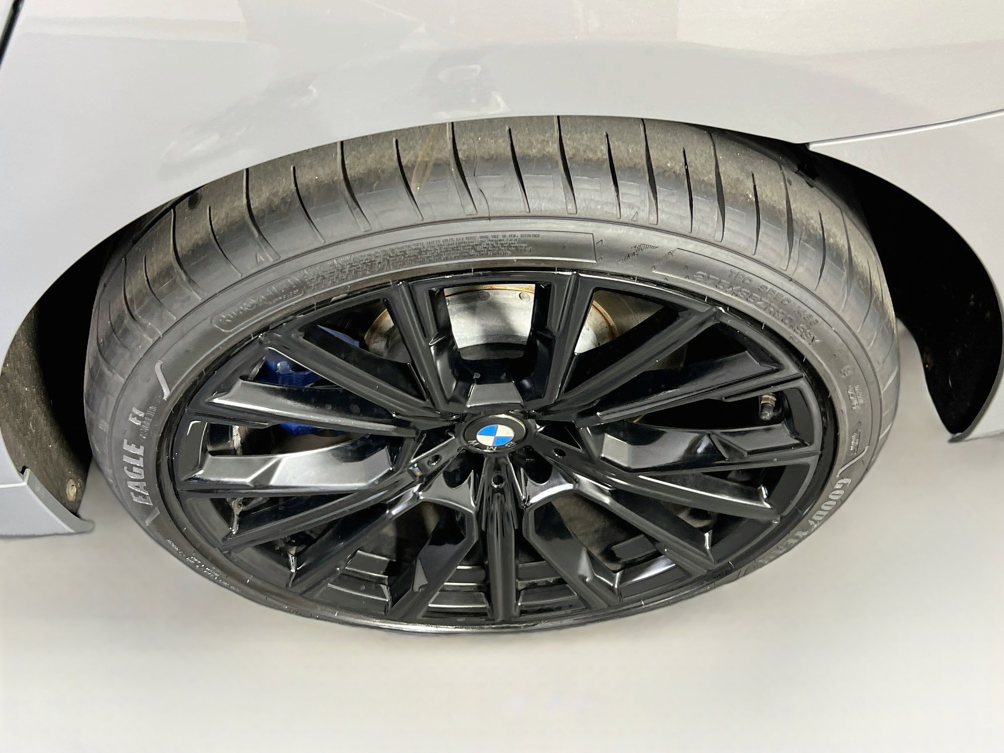 Used 2021 BMW 750i xDrive w/ Executive Package image 33