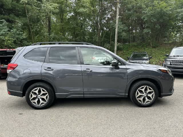Used 2024 Subaru Forester Premium AWD/4WD image 3