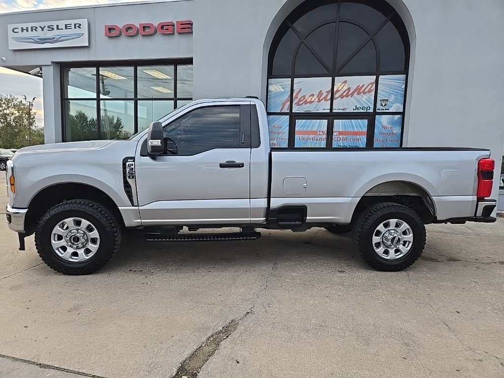 Used 2024 Ford F350 XLT w/ 360-Degree Camera Package image 8