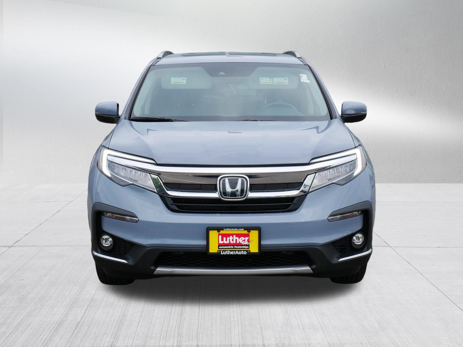 Used 2022 Honda Pilot Touring image 2