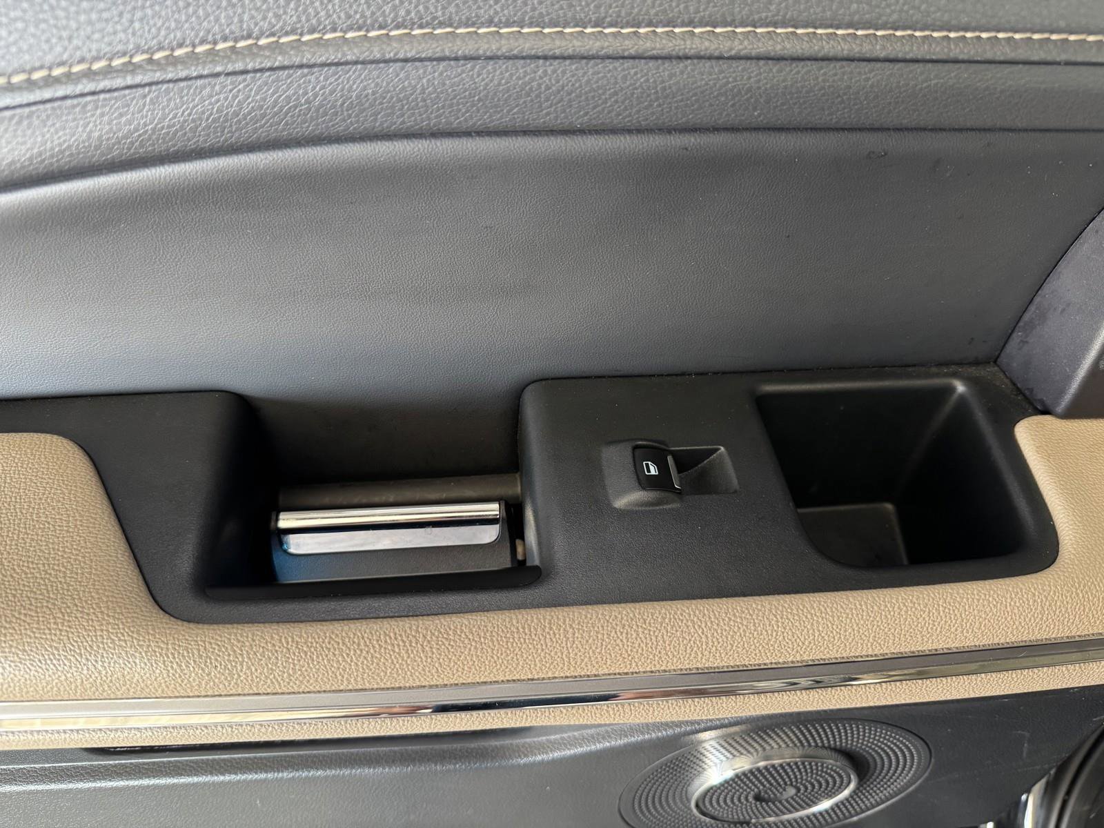 Used 2024 Ford Expedition Limited image 29