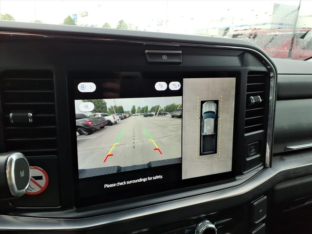 Used 2025 Ford F250 Lariat AWD/4WD image 15