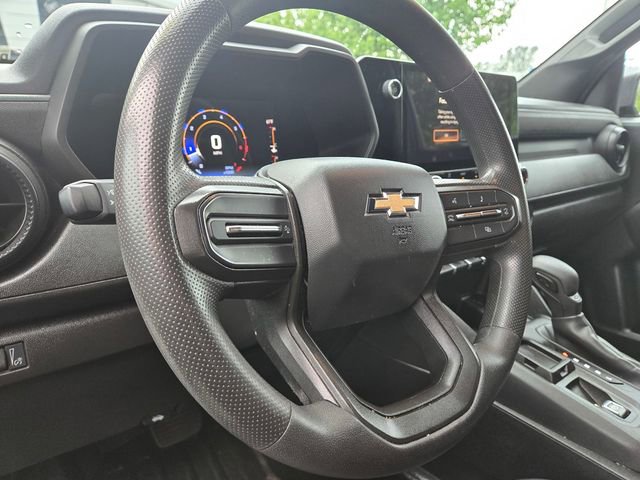 Used 2023 Chevrolet Colorado W/T image 15