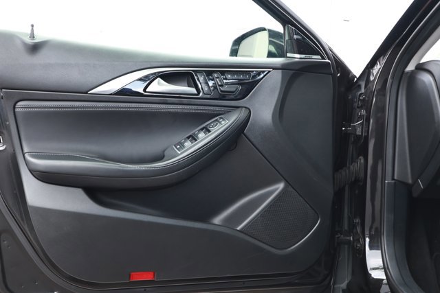 Used 2019 INFINITI QX30 w/ Cargo Package FWD image 26