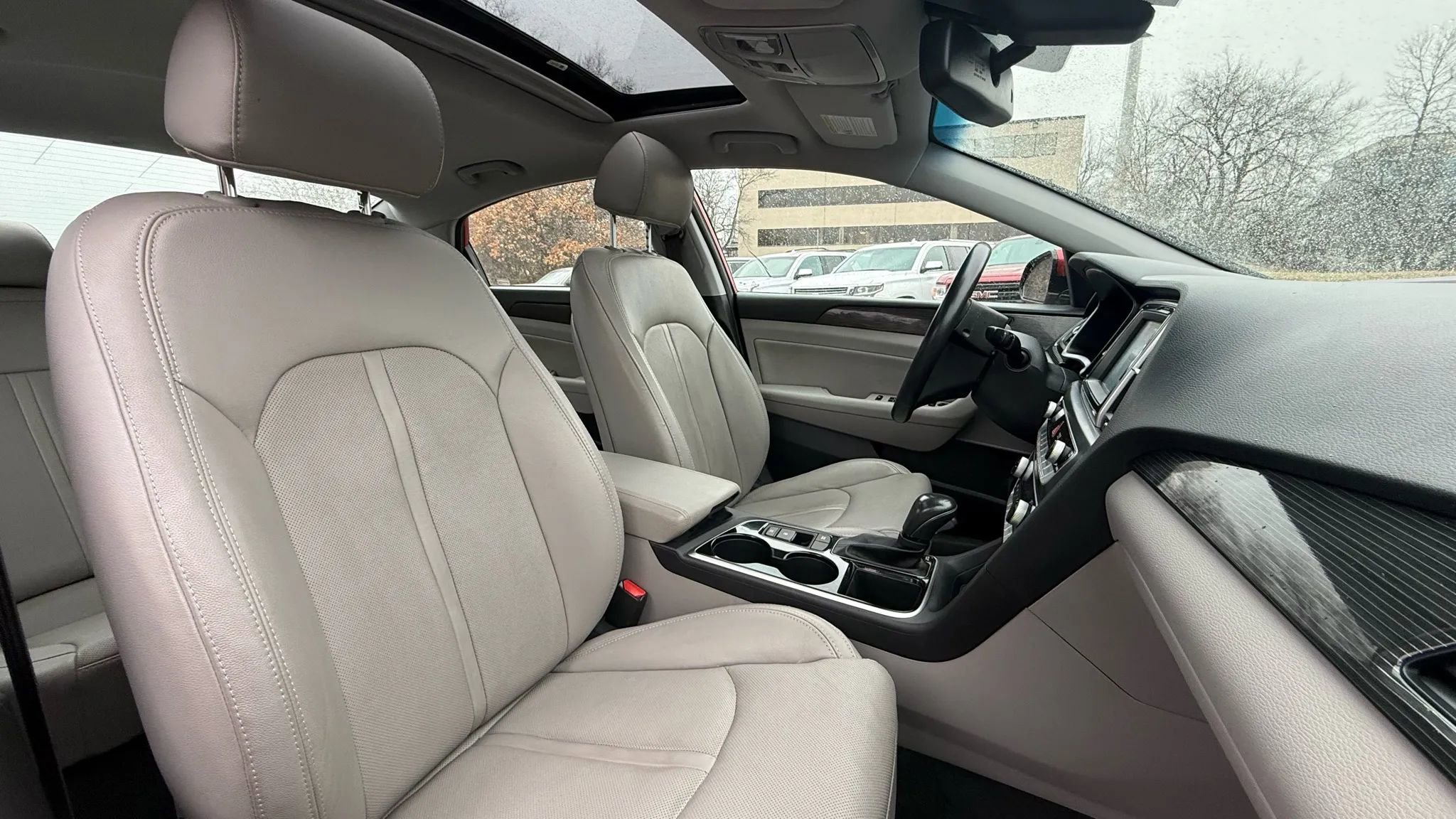 Used 2018 Hyundai Sonata Limited image 37