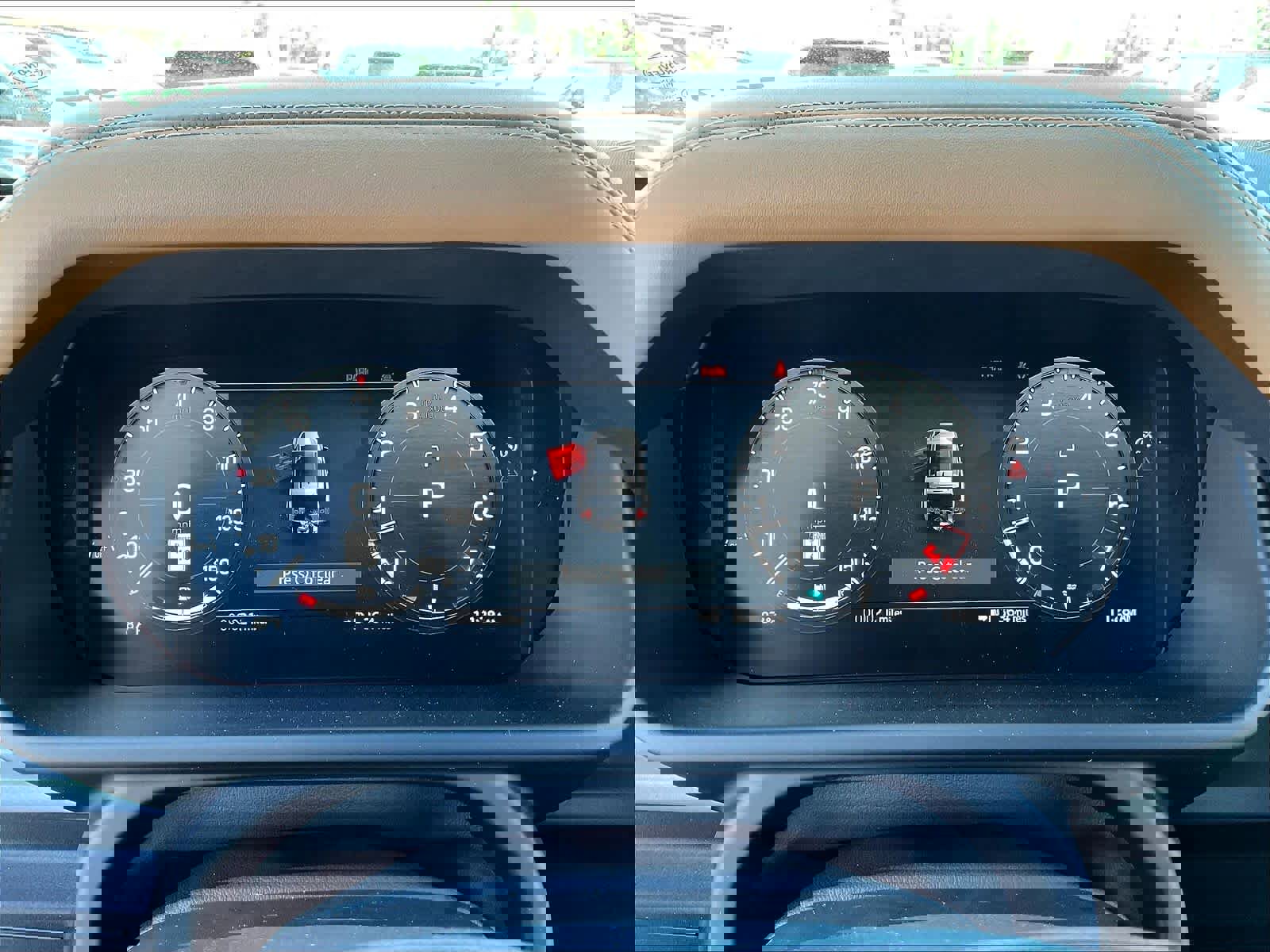 New 2025 Land Rover Defender 90 V8 image 19