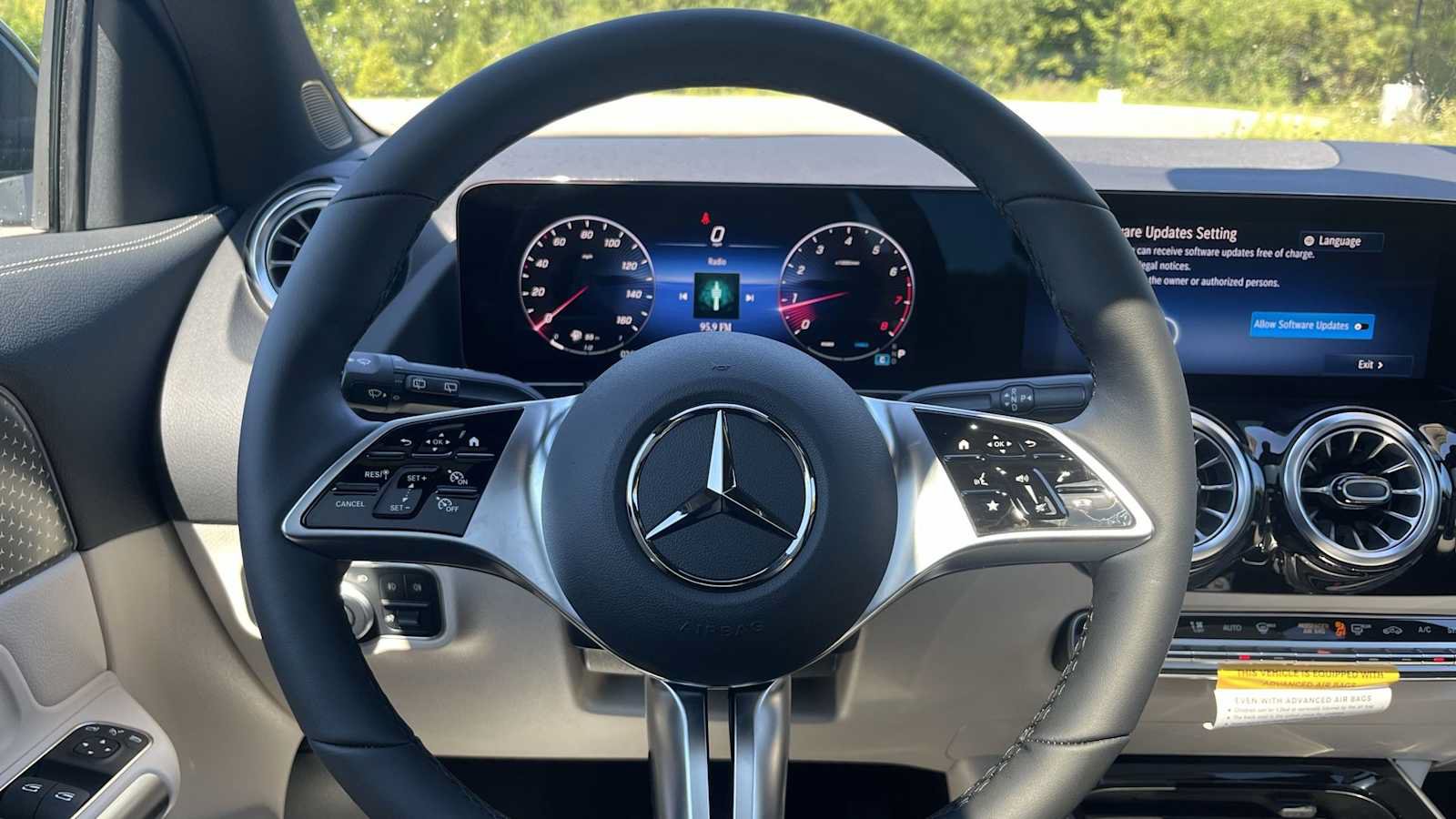 New 2026 Mercedes-Benz GLA 250 4MATIC image 37