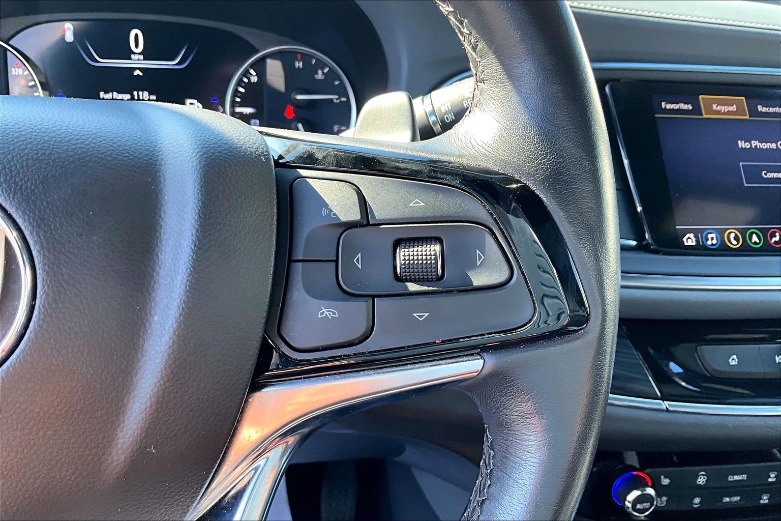 Used 2024 Buick Enclave Premium image 12