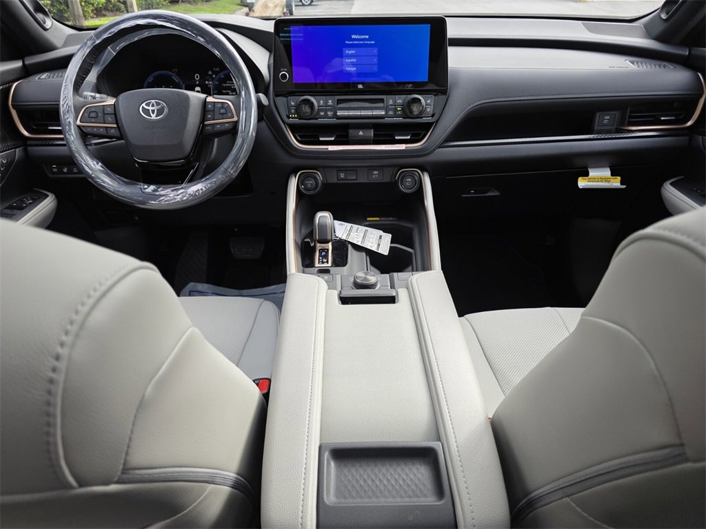 New 2026 Toyota Grand Highlander AWD Hybrid image 5
