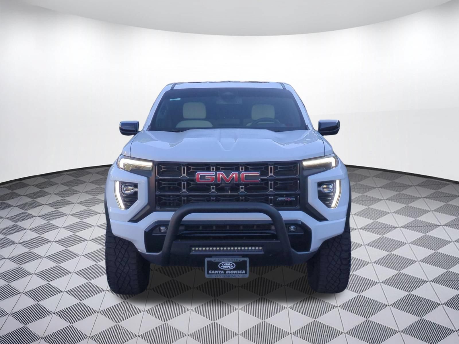 Used 2023 GMC Canyon AT4X AWD/4WD image 9