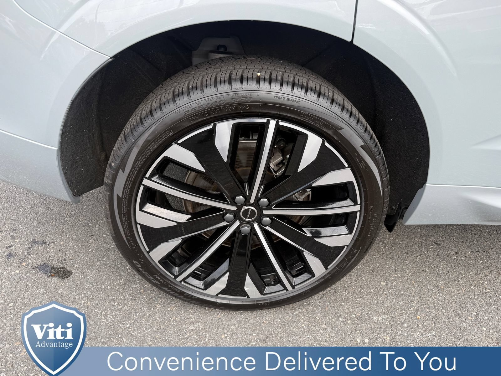 Used 2026 Volvo XC60 T8 Ultra w/ Protection Package Premier AWD/4WD image 14