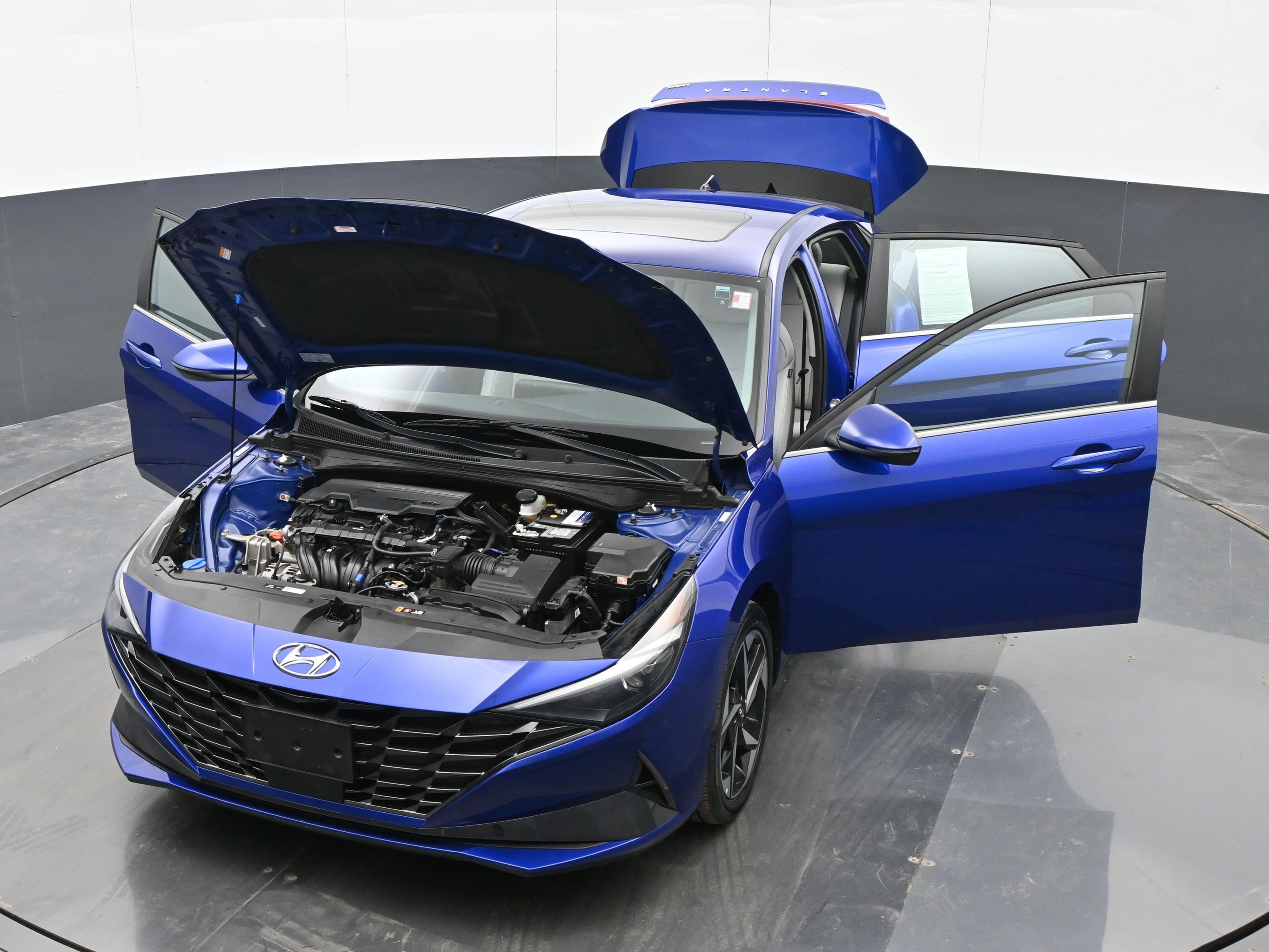 Used 2023 Hyundai Elantra Limited image 47