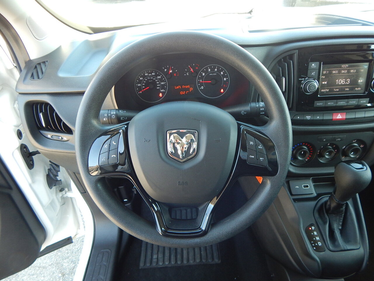 Used 2022 RAM ProMaster City Tradesman FWD image 22