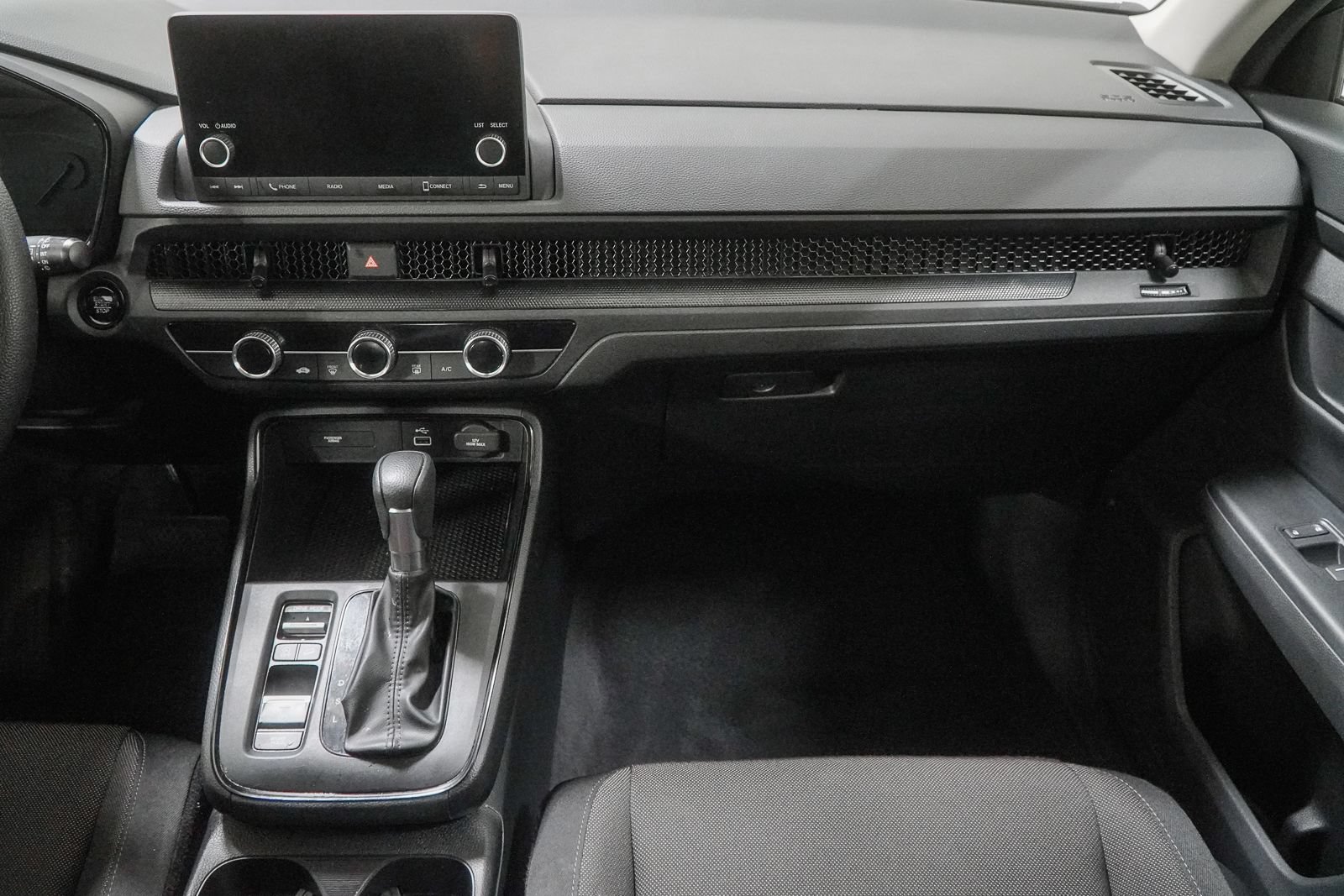 Used 2023 Honda CR-V LX image 30