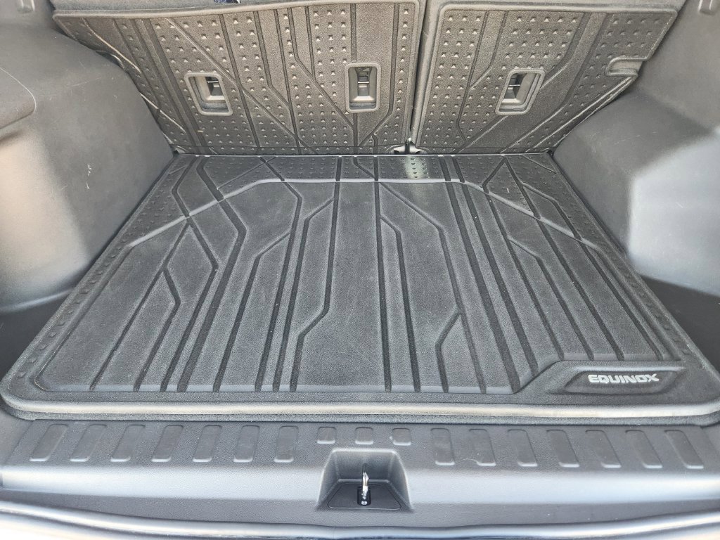 Used 2023 Chevrolet Equinox LT w/ LPO, Floor Liner Package AWD/4WD image 38