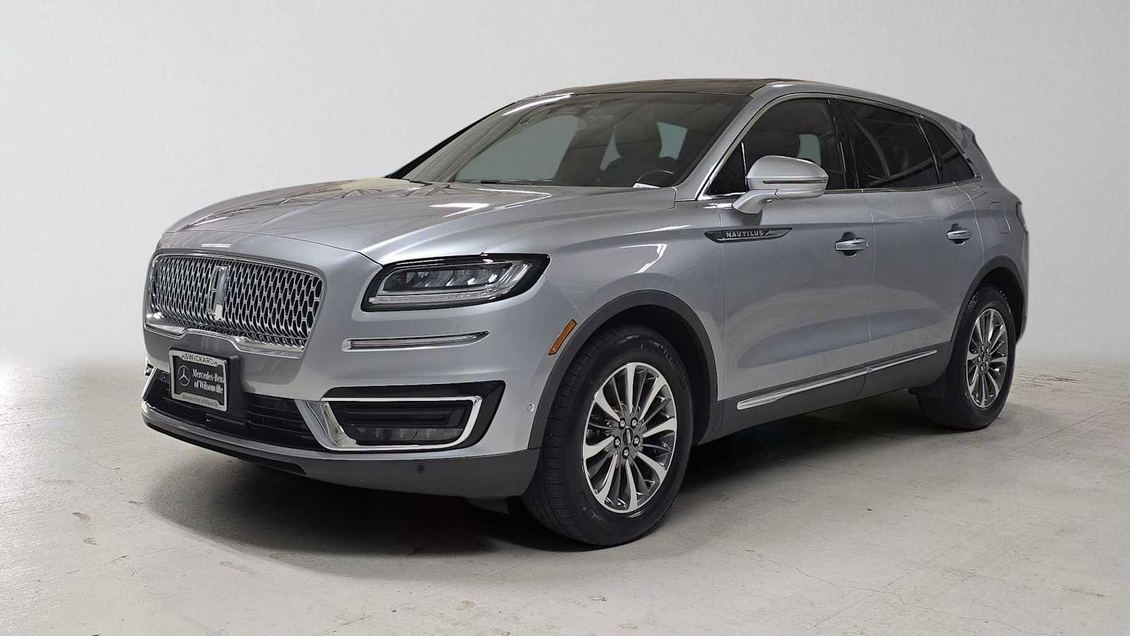 Used 2020 Lincoln Nautilus Reserve FWD image 7
