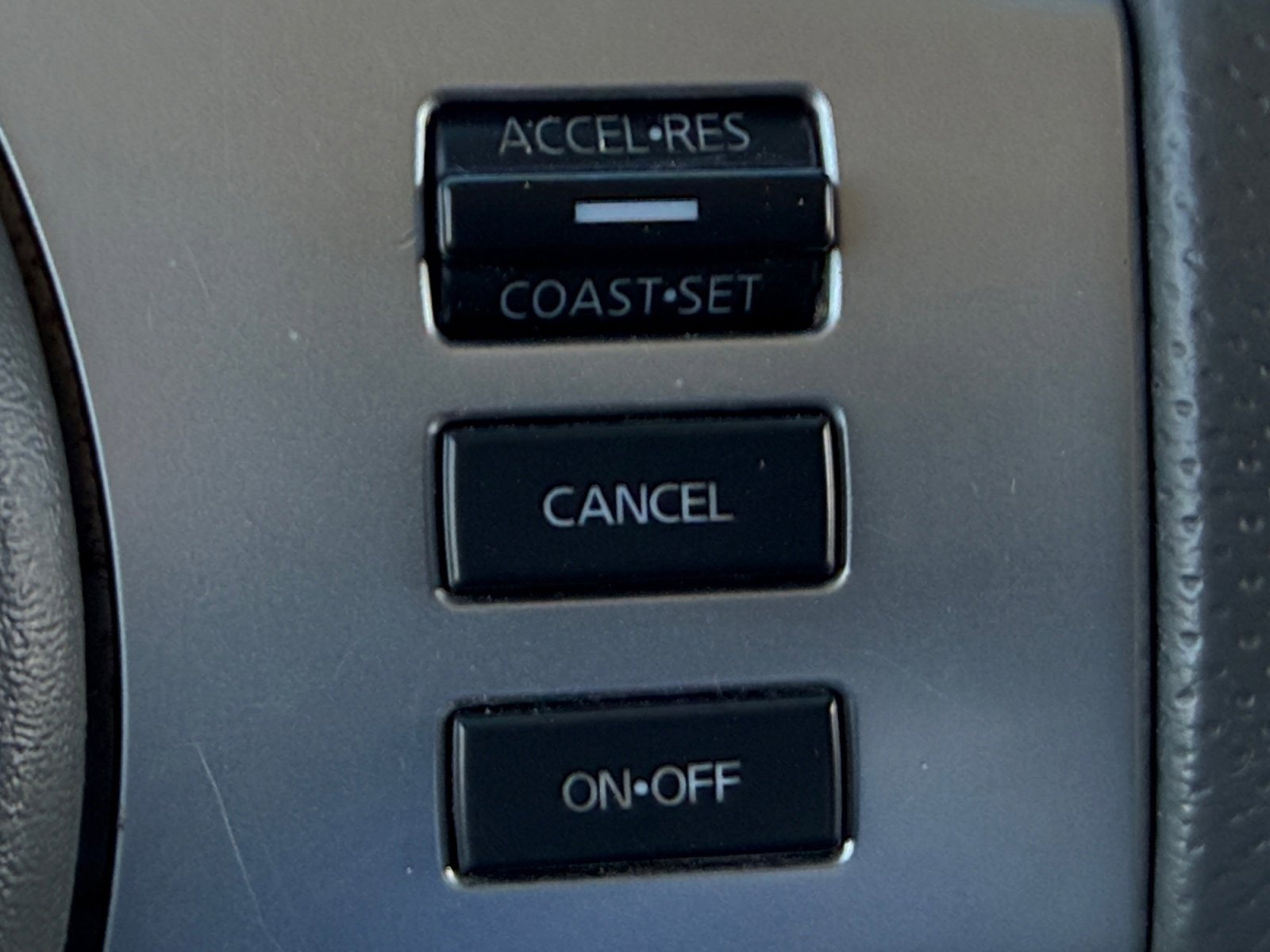 Used 2017 Nissan Frontier SV w/ SV Value Truck Package AWD/4WD image 22