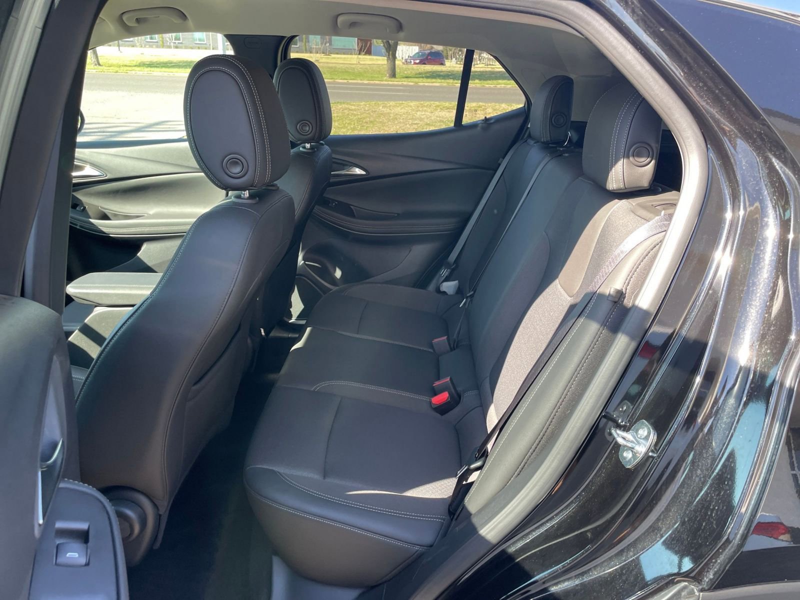 Used 2025 Buick Encore GX Preferred image 24