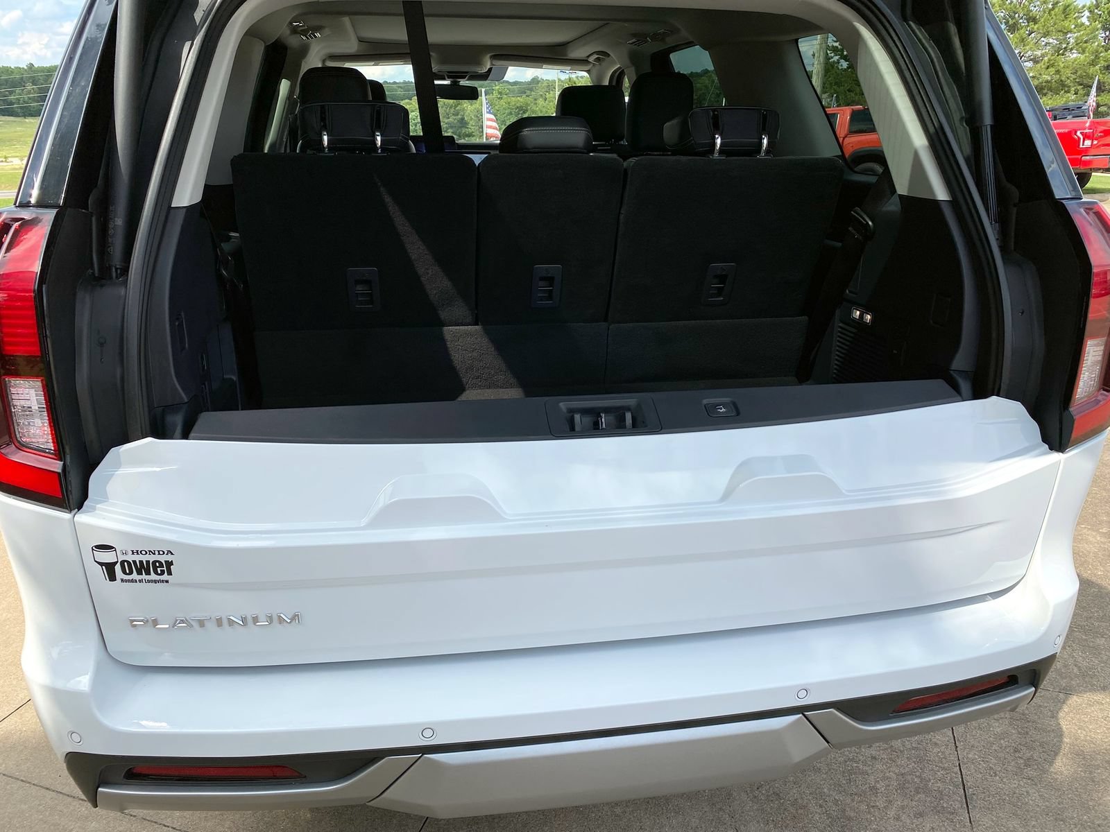 Used 2025 Ford Expedition Platinum AWD/4WD image 35