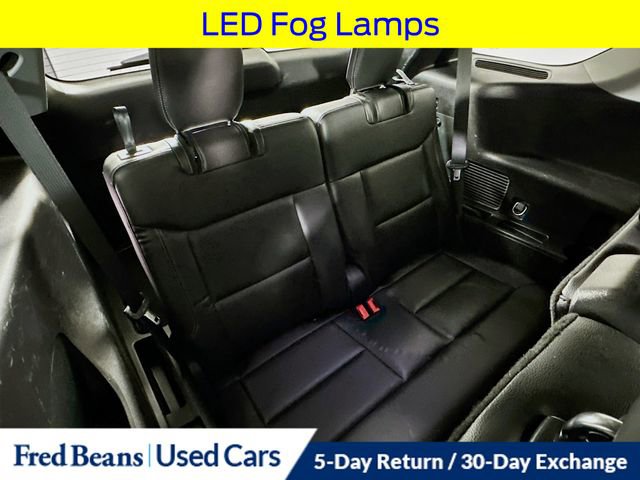Used 2021 Ford Explorer XLT w/ Equipment Group 202A AWD/4WD image 32