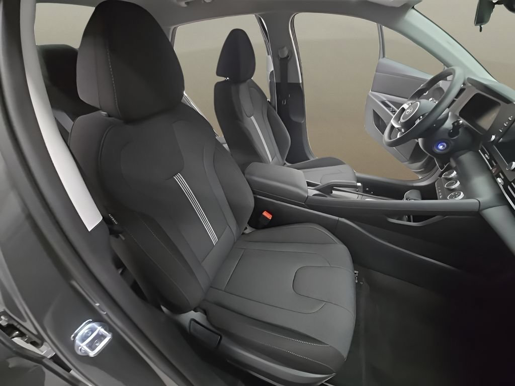 New 2026 Hyundai Elantra SE FWD image 26