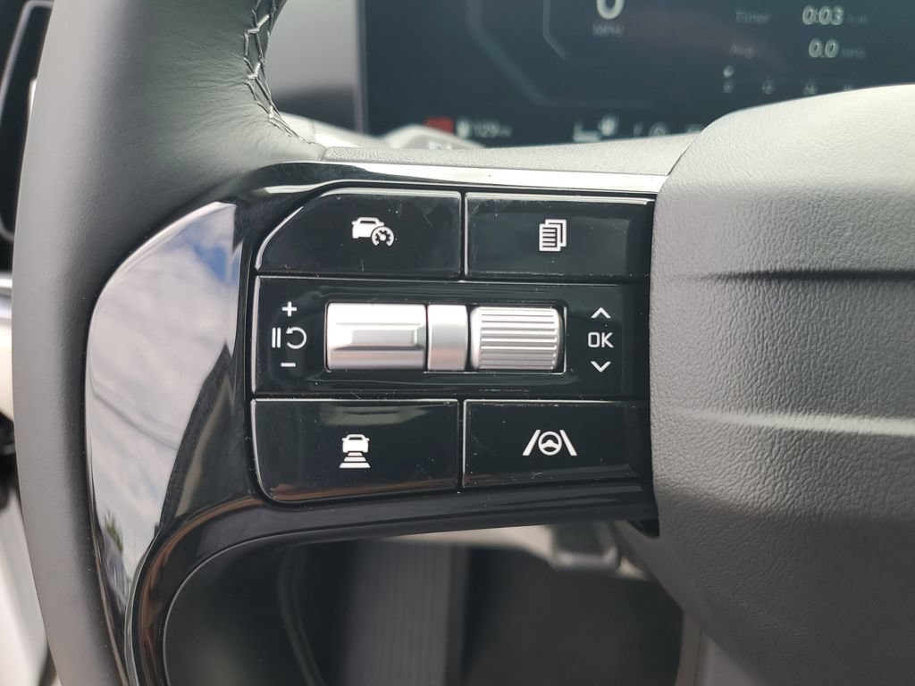 New 2026 Kia Sorento SX FWD image 12