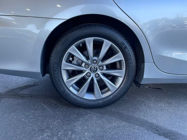 Used 2015 Toyota Camry XLE FWD image 33
