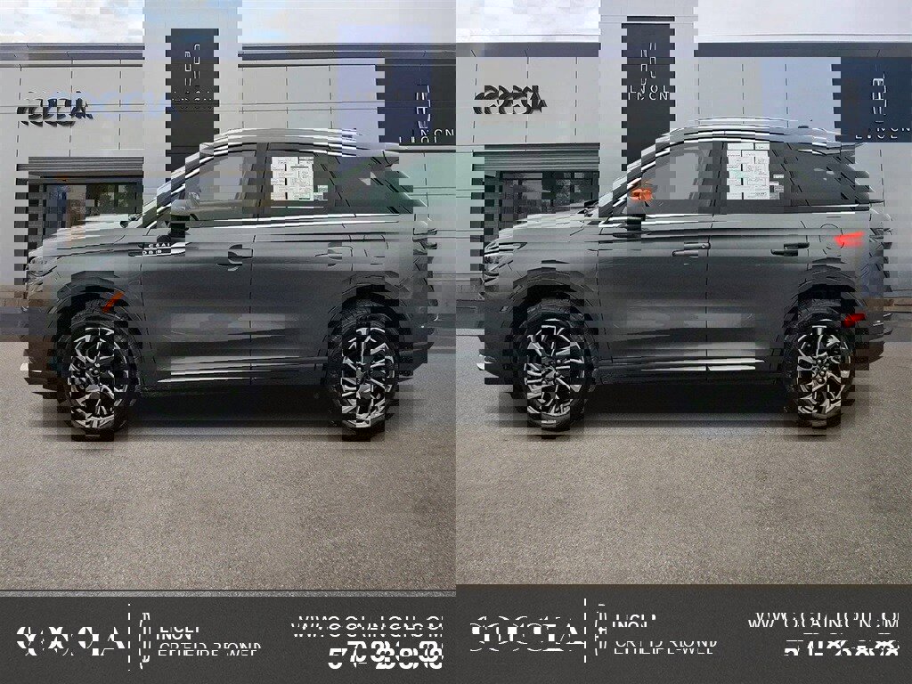 Certified 2022 Lincoln Corsair AWD w/ Equipment Group 101A image 7