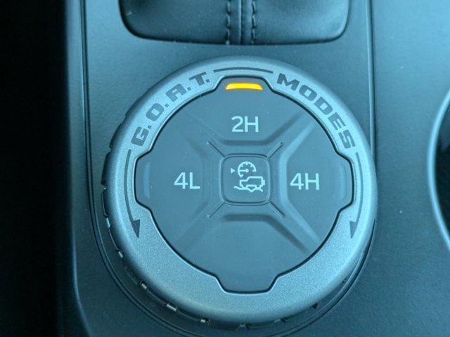 New 2025 Ford Bronco Outer Banks image 24