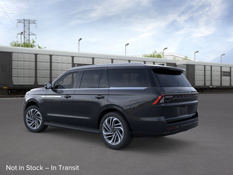New 2026 Lincoln Navigator Premier AWD/4WD image 4