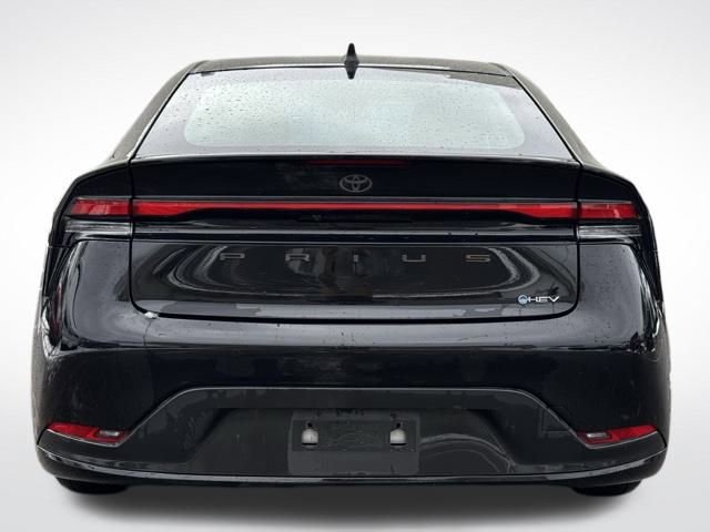 Used 2025 Toyota Prius Limited image 5