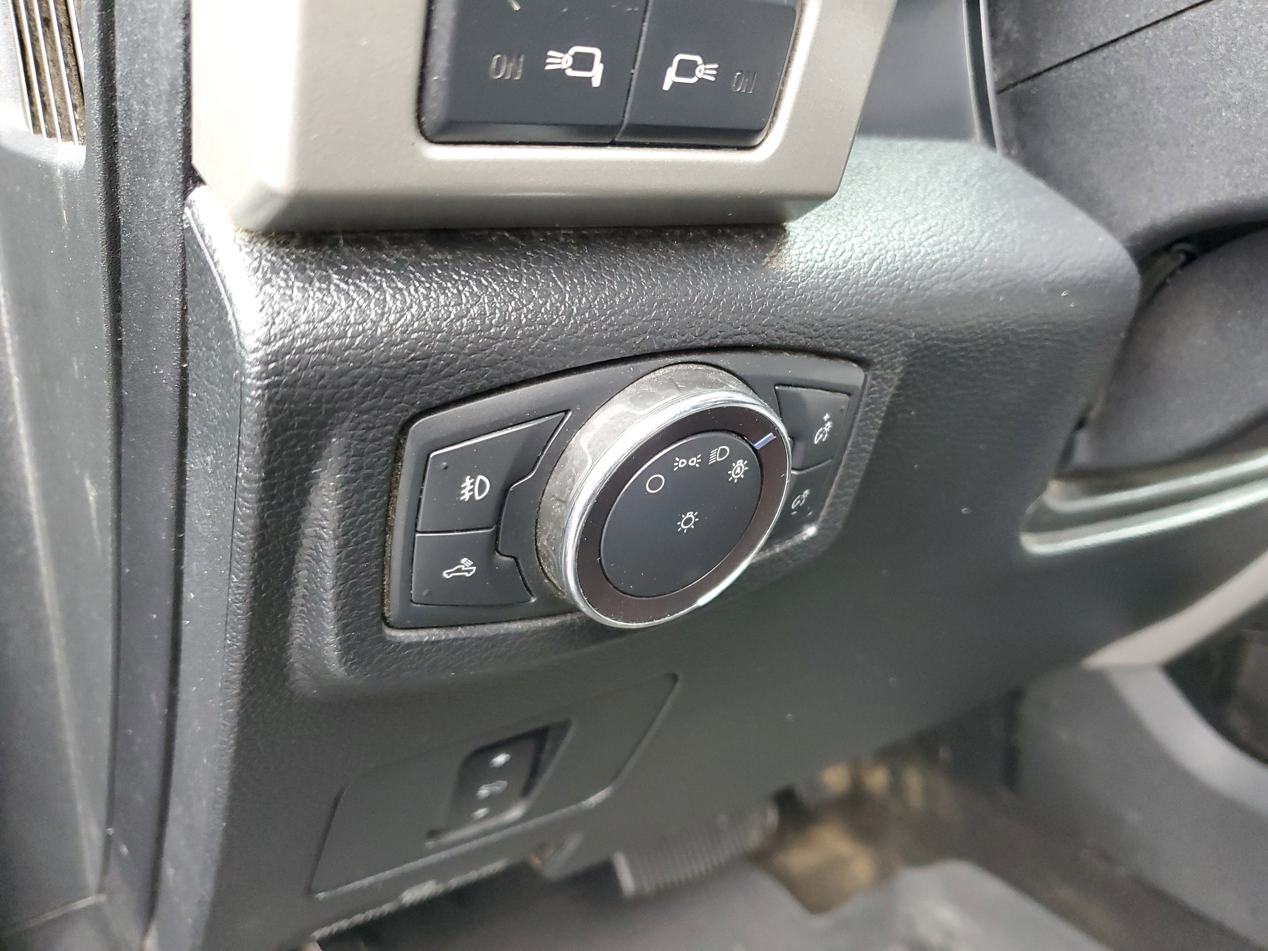 Used 2019 Ford F350 Lariat image 20