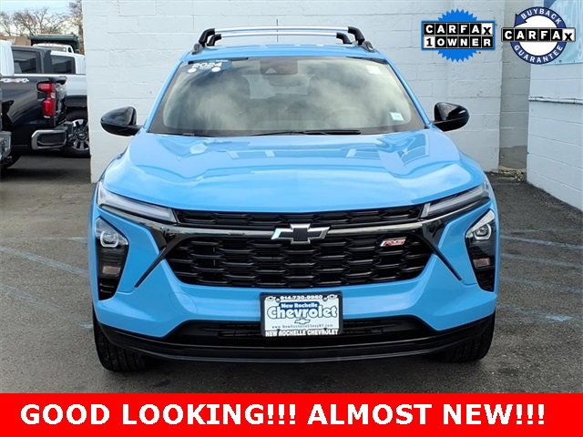 Certified 2024 Chevrolet Trax RS w/ Driver Confidence Package image 2