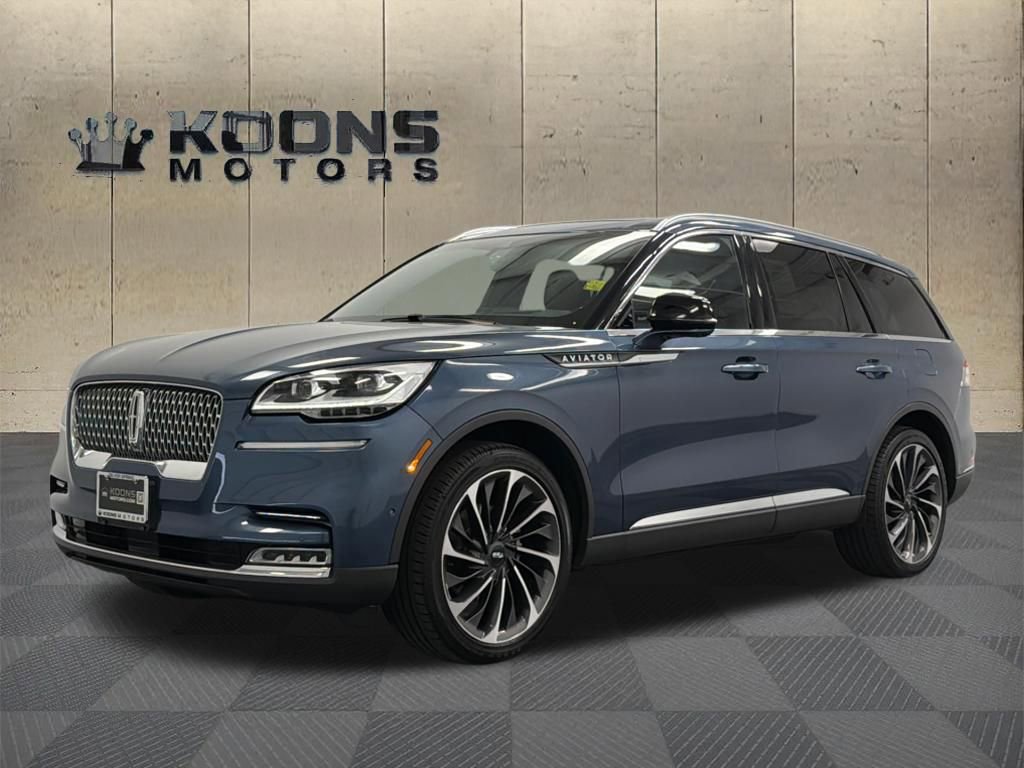 Used 2020 Lincoln Aviator Reserve AWD/4WD image 1