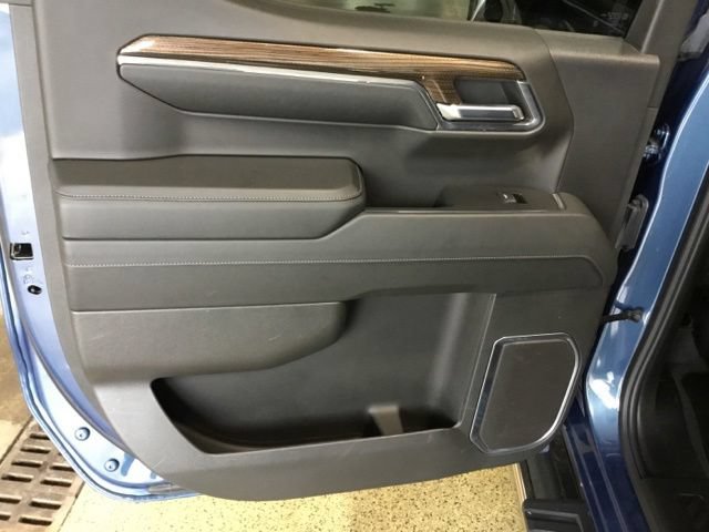 Used 2024 Chevrolet Silverado 1500 LT AWD/4WD image 41