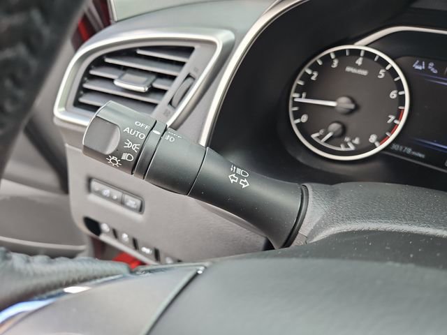 Used 2020 Nissan Murano SL w/ Cargo Package image 26